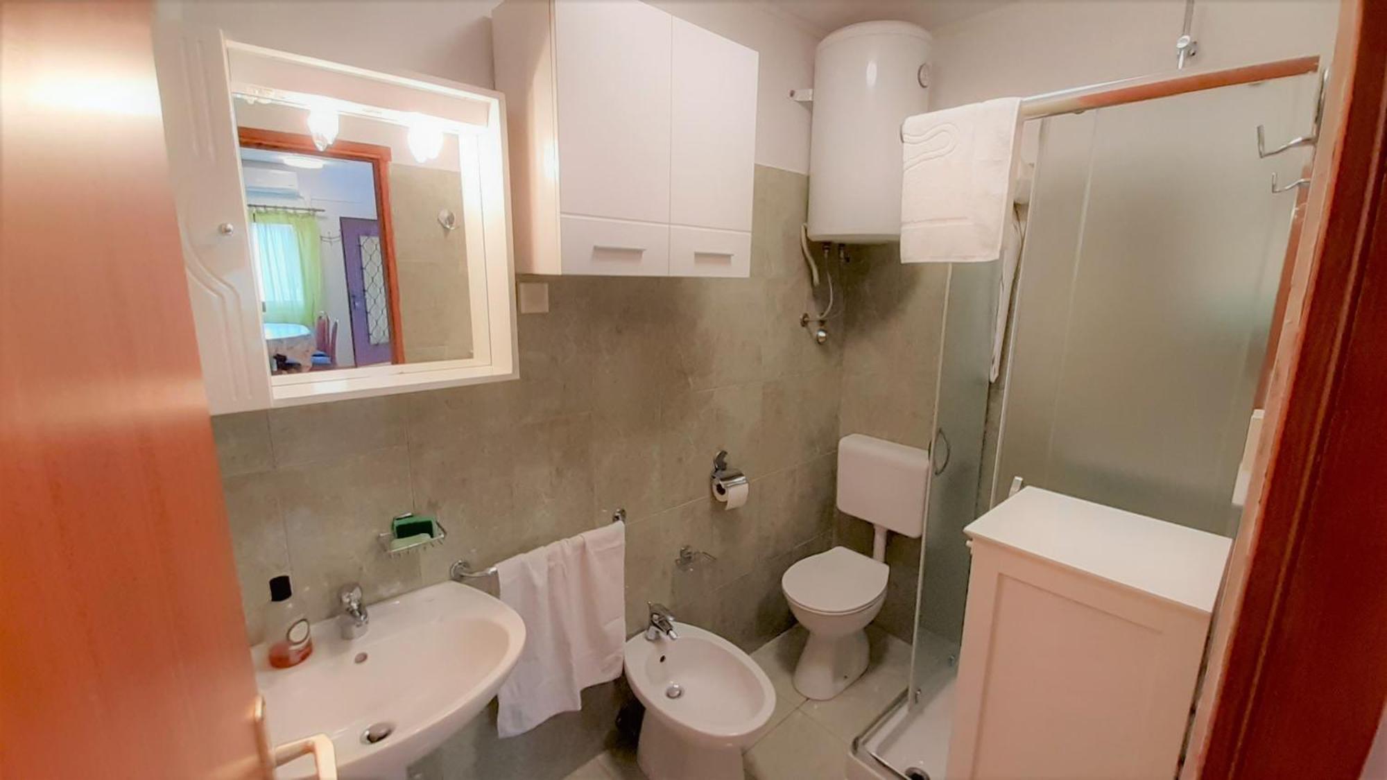 Apartments Nadia Sokolic Nerezine Habitación foto